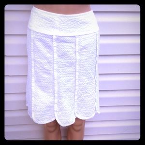 Adorable Vtg. Nine & Co.White Pique  Scalloped Hem Mini Skirt